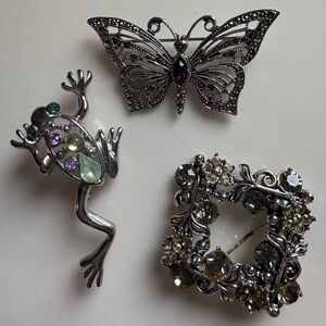 Vintage Silver Brooch Set with Gem Accents